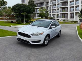 Used 2016 Ford Focus SE image 1