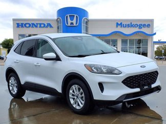 Used 2021 Ford Escape SE image 1