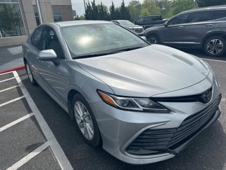 Used 2023 Toyota Camry LE image 1