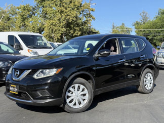 Used 2015 Nissan Rogue S image 1