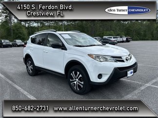 Used 2015 Toyota RAV4 LE image 1