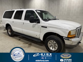 Used 2000 Ford Excursion XLT image 1