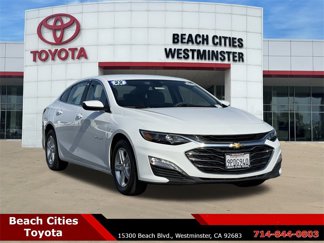 Used 2022 Chevrolet Malibu LT image 1