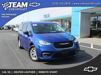 Used 2021 Chrysler Pacifica Touring-L image 1