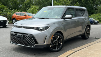 Used 2023 Kia Soul EX image 1