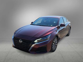 Used 2023 Nissan Altima 2.5 SV image 1