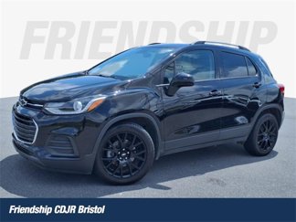 Used 2022 Chevrolet Trax LT w/ Midnight Edition image 1