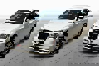 Used 2015 Chrysler 300 S image 1