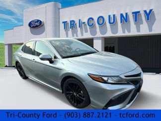 Used 2023 Toyota Camry XSE image 1