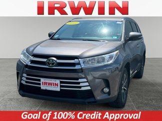 Used 2017 Toyota Highlander XLE image 1