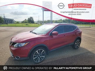 Used 2018 Nissan Rogue Sport SL w/ SL Premium Package image 1
