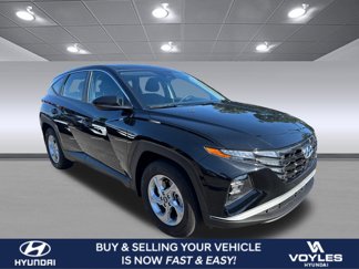 Used 2023 Hyundai Tucson SE image 1