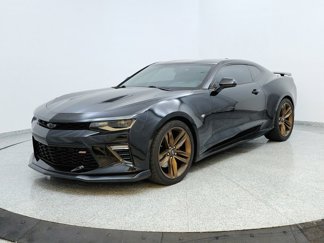 Used 2018 Chevrolet Camaro SS image 1