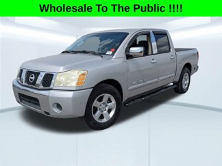 Used 2005 Nissan Titan SE w/ (W01) Utility Bed Pkg image 1