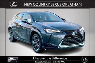 Certified 2022 Lexus UX 200 w/ Premium Package image 1