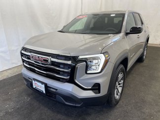 Used 2025 GMC Terrain Elevation image 1