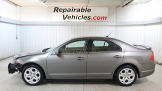 Used 2010 Ford Fusion SE image 1
