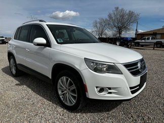 Used 2010 Volkswagen Tiguan SEL image 1