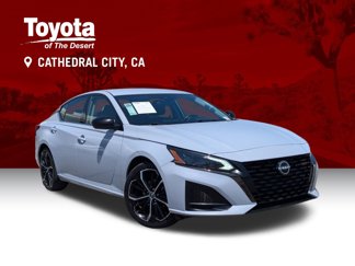 Used 2023 Nissan Altima 2.5 SR image 1
