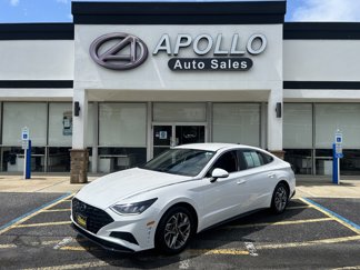 Used 2022 Hyundai Sonata SEL w/ Cargo Package image 1