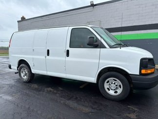Used 2017 Chevrolet Express 2500 image 1