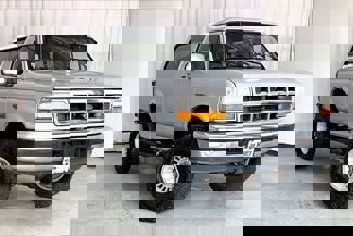Used 1996 Ford Bronco XLT image 1