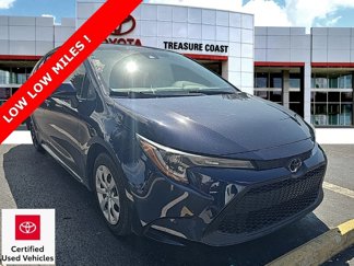 Used 2022 Toyota Corolla LE image 1
