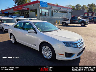 Used 2011 Ford Fusion Hybrid image 1