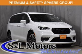 Certified 2021 Chrysler Pacifica Touring-L image 1
