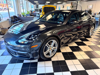 Used 2018 Porsche Panamera 4 image 1