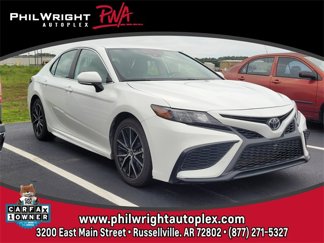 Used 2023 Toyota Camry SE image 1