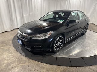 Used 2016 Honda Accord Touring image 1