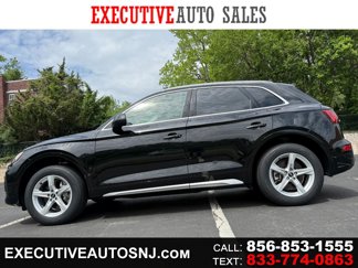 Used 2021 Audi Q5 2.0T Premium w/ Convenience Package image 1