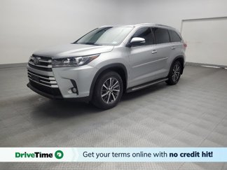 Used 2017 Toyota Highlander XLE image 1
