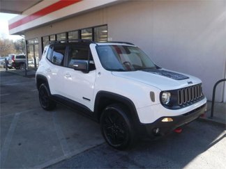 Used 2017 Jeep Renegade Trailhawk image 1