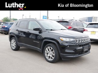 Used 2022 Jeep Compass Latitude image 1