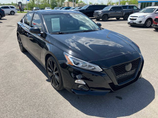Used 2022 Nissan Altima 2.5 SR w/ Midnight Edition Package image 1