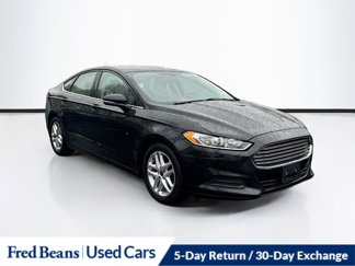 Used 2014 Ford Fusion SE image 1