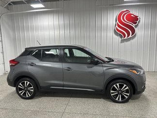 Used 2019 Nissan Kicks SR image 1