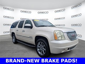 Used 2013 GMC Yukon XL Denali image 1