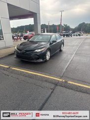 Used 2018 Toyota Camry LE image 1