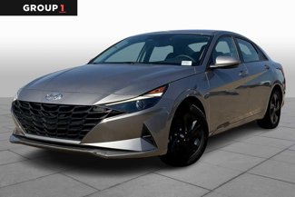 Used 2023 Hyundai Elantra SEL w/ Cargo Package image 1