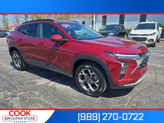Used 2024 Chevrolet Trax LT w/ Driver Confidence Package image 1