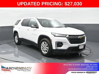 Used 2022 Chevrolet Traverse LS image 1