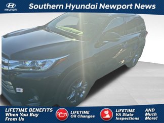 Used 2017 Toyota Highlander Limited Platinum image 1