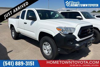 Used 2022 Toyota Tacoma SR image 1