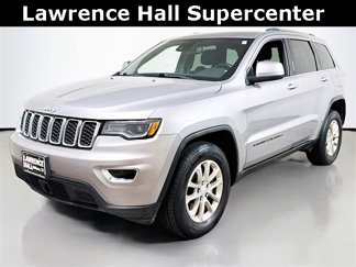 Used 2021 Jeep Grand Cherokee Laredo image 1