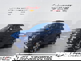 Used 2023 Hyundai Santa Fe SE image 1