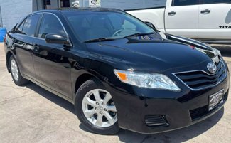 Used 2011 Toyota Camry LE image 1