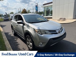 Used 2013 Toyota RAV4 XLE image 1